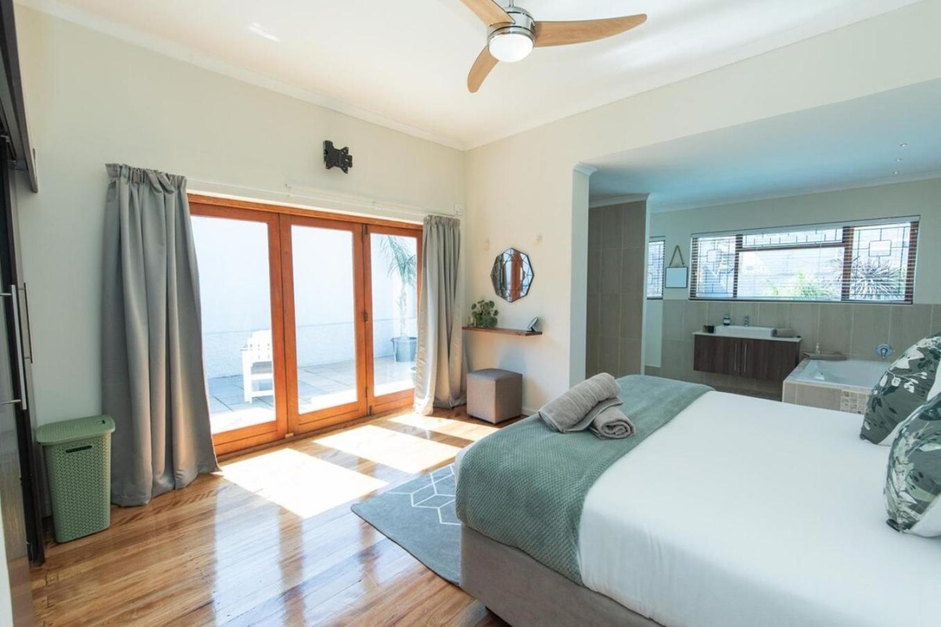 Luxury Living On Westview Villa Port Elizabeth Eksteriør billede